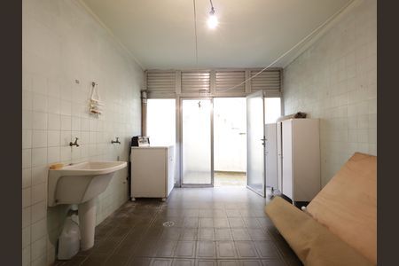 Casa para alugar com 361m², 4 quartos e 4 vagasÁrea de Serviço