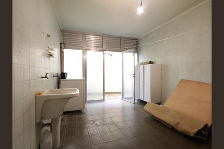 Casa para alugar com 361m², 4 quartos e 4 vagasÁrea de Serviço