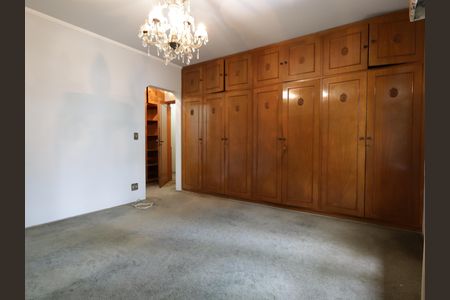 Casa para alugar com 361m², 4 quartos e 4 vagasSuíte 2