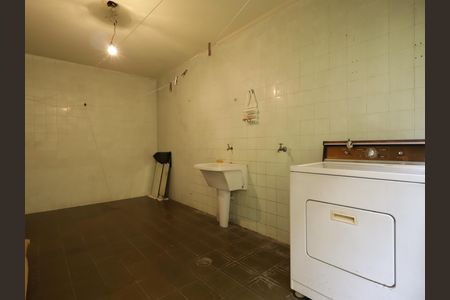 Casa para alugar com 361m², 4 quartos e 4 vagasÁrea de Serviço