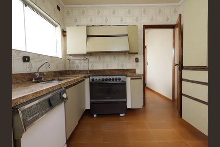 Casa para alugar com 361m², 4 quartos e 4 vagasCozinha