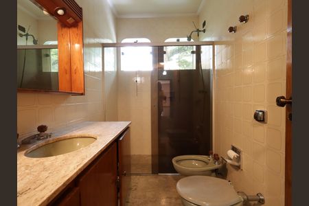 Casa para alugar com 361m², 4 quartos e 4 vagasBanheiro da Suíte 3