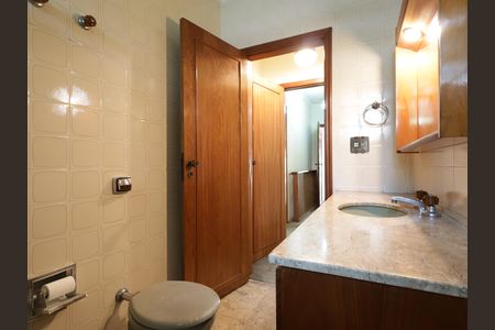 Casa para alugar com 361m², 4 quartos e 4 vagasBanheiro da Suíte 3