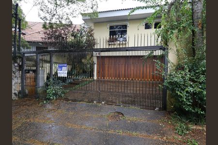 Casa para alugar com 361m², 4 quartos e 4 vagasFachada