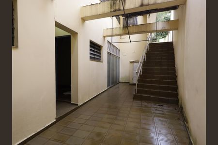 Casa para alugar com 361m², 4 quartos e 4 vagasQuintal