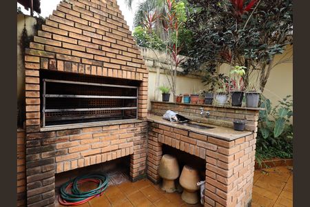 Casa para alugar com 361m², 4 quartos e 4 vagasChurrasqueira