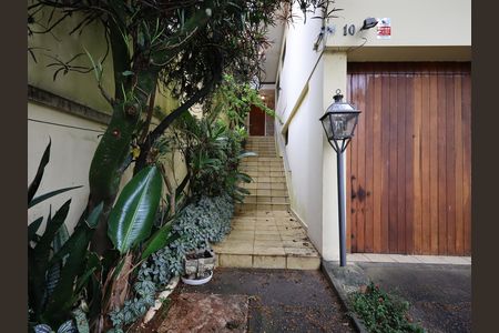 Casa para alugar com 361m², 4 quartos e 4 vagasÁrea externa