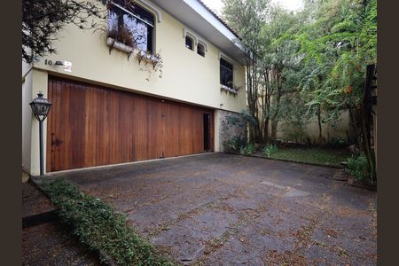 Casa para alugar com 361m², 4 quartos e 4 vagasÁrea externa