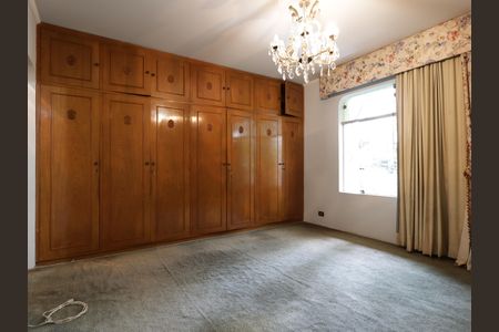 Casa para alugar com 361m², 4 quartos e 4 vagasSuíte 2