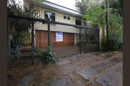 Casa para alugar com 361m², 4 quartos e 4 vagasFachada