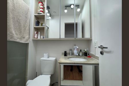 Apartamento à venda com 61m², 2 quartos e 2 vagas Apartamento à venda com 61m², 2 quartos e 2 vagasBanheiro