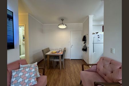 Sala de apartamento à venda com 2 quartos, 61m² em Continental, Osasco