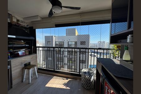 Sacada de apartamento à venda com 2 quartos, 61m² em Continental, Osasco