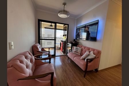Sala de apartamento à venda com 2 quartos, 61m² em Continental, Osasco