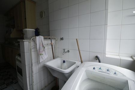 Apartamento para alugar com 65m², 2 quartos e 2 vagasÁrea de Serviço