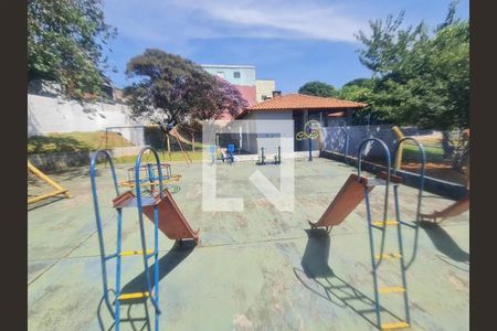 Apartamento para alugar com 47m², 2 quartos e 1 vaga Apartamento para alugar com 47m², 2 quartos e 1 vagaPlayground