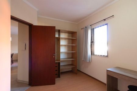 Apartamento para alugar com 70m², 3 quartos e 1 vaga