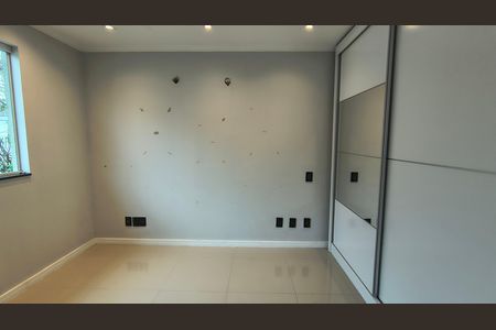 Casa de condomínio à venda com 380m², 5 quartos e 1 vaga