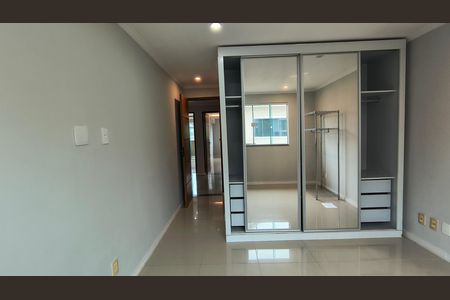Casa de condomínio à venda com 380m², 5 quartos e 1 vaga