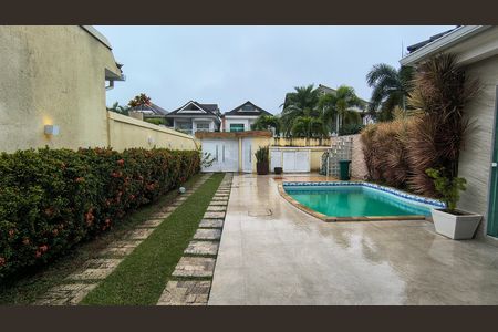 Casa de condomínio à venda com 380m², 5 quartos e 1 vaga