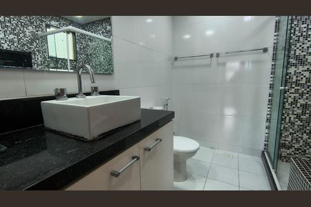 Casa de condomínio à venda com 380m², 5 quartos e 1 vaga