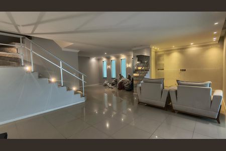 Casa de condomínio à venda com 380m², 5 quartos e 1 vaga
