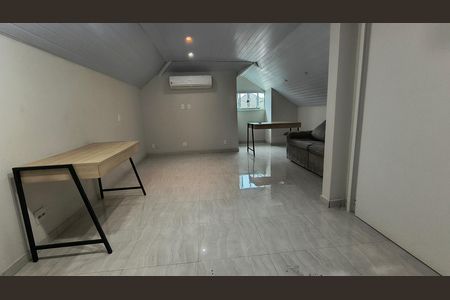 Casa de condomínio à venda com 380m², 5 quartos e 1 vaga