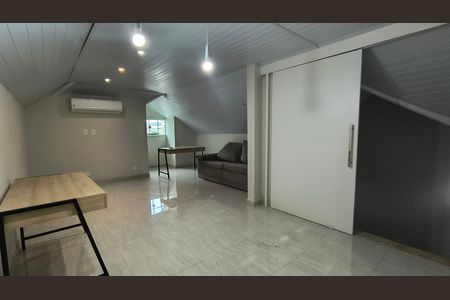 Casa de condomínio à venda com 380m², 5 quartos e 1 vaga