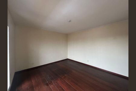 Apartamento para alugar com 140m², 3 quartos e sem vagaSuite