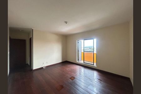 Apartamento para alugar com 140m², 3 quartos e sem vagaSuite