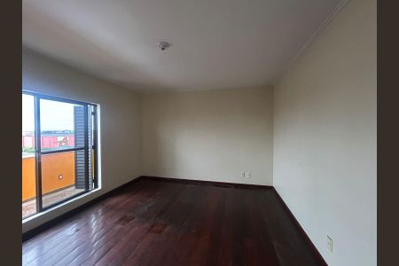 Apartamento para alugar com 140m², 3 quartos e sem vagaSuite