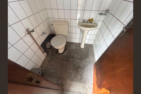 Apartamento para alugar com 140m², 3 quartos e sem vagaLavabo