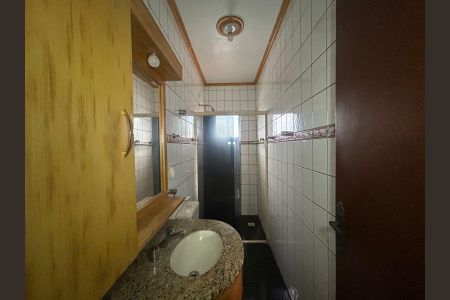 Apartamento para alugar com 140m², 3 quartos e sem vagaBanheiro