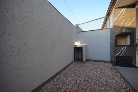 Casa para alugar com 60m², 2 quartos e 1 vagaÁrea externa/Churrasqueira