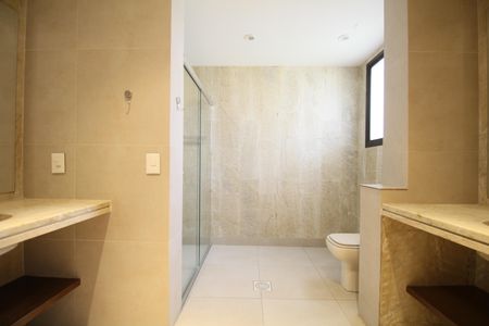 Apartamento para alugar com 263m², 3 quartos e 3 vagasBanheiro Suíte 1
