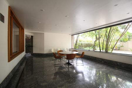 Apartamento para alugar com 263m², 3 quartos e 3 vagasÁrea comum - Salão de festas