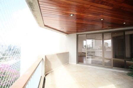 Apartamento para alugar com 263m², 3 quartos e 3 vagasVaranda Sala