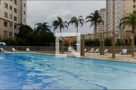Apartamento para alugar com 45m², 2 quartos e 1 vaga Apartamento para alugar com 45m², 2 quartos e 1 vagaÁrea comum - Piscina