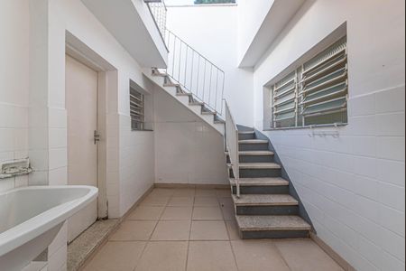 Casa para alugar com 90m², 2 quartos e 1 vaga Casa para alugar com 90m², 2 quartos e 1 vagaQuintal - Lavanderia 1