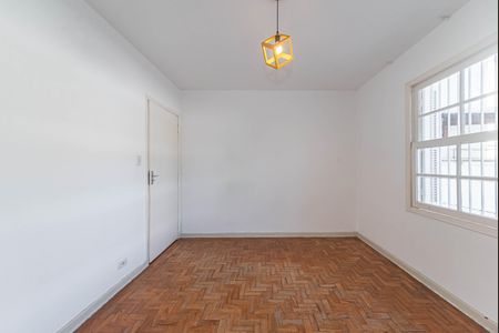 Casa para alugar com 90m², 2 quartos e 1 vaga Casa para alugar com 90m², 2 quartos e 1 vagaQuarto 1