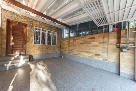 Casa para alugar com 90m², 2 quartos e 1 vaga Casa para alugar com 90m², 2 quartos e 1 vagaGaragem