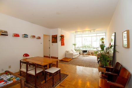 Sala de Estar e Jantar de apartamento para alugar com 3 quartos, 125m² em Cerqueira César, São Paulo