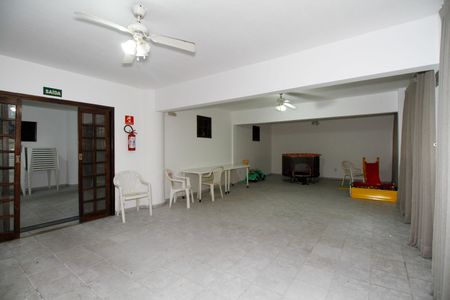 Apartamento para alugar com 125m², 3 quartos e 1 vaga Apartamento para alugar com 125m², 3 quartos e 1 vagaÁrea Comum - Salão de Festas
