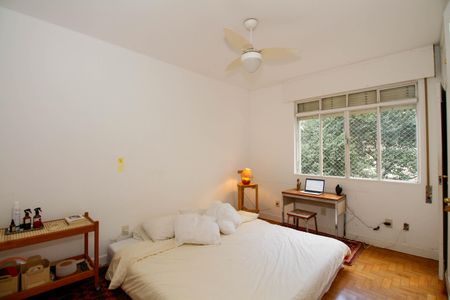 Apartamento para alugar com 125m², 3 quartos e 1 vaga Apartamento para alugar com 125m², 3 quartos e 1 vagaSuíte