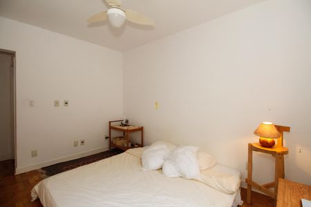 Apartamento para alugar com 125m², 3 quartos e 1 vaga Apartamento para alugar com 125m², 3 quartos e 1 vagaSuíte