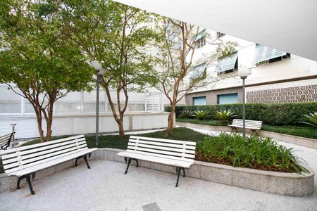 Apartamento para alugar com 125m², 3 quartos e 1 vaga Apartamento para alugar com 125m², 3 quartos e 1 vagaEntrada do Prédio