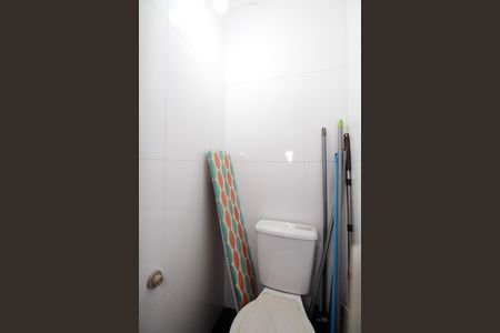 Apartamento para alugar com 125m², 3 quartos e 1 vaga Apartamento para alugar com 125m², 3 quartos e 1 vagaBanheiro de Serviço