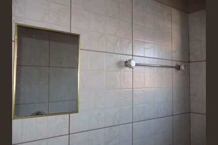 Casa à venda com 280m², 3 quartos e 12 vagasBanheiro de serviço