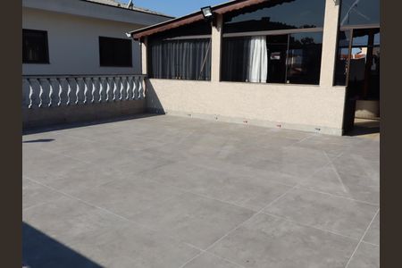 Casa à venda com 280m², 3 quartos e 12 vagasVaranda