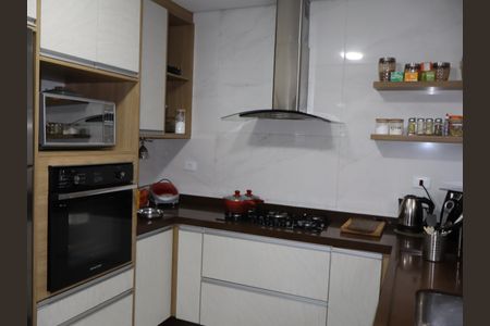 Casa à venda com 280m², 3 quartos e 12 vagasCozinha